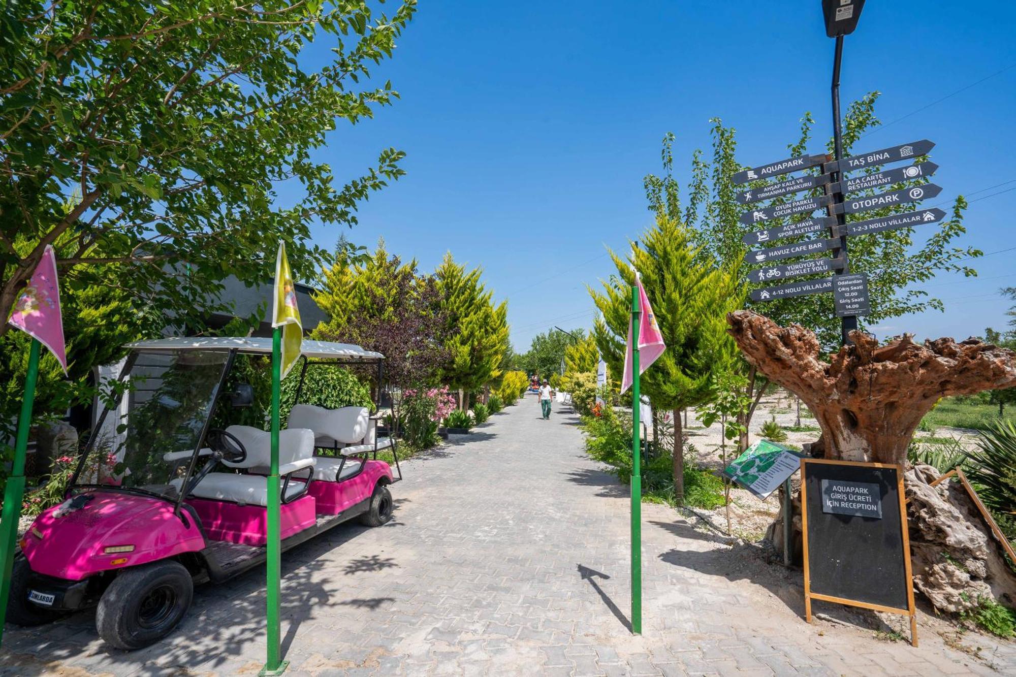 Simlarda Country Club Ayvalik Villa Eksteriør billede